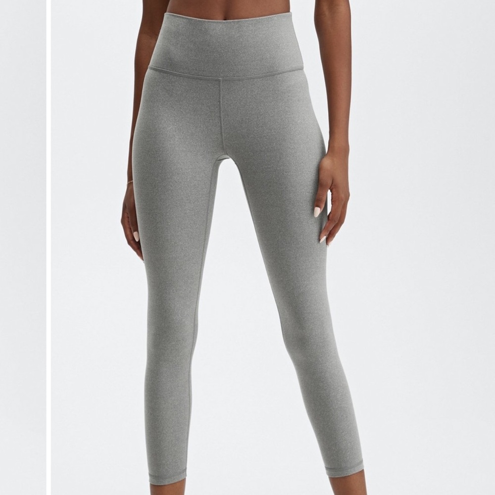 Fabletics: High-waisted 7/8 legging in Heather Grey - XXL